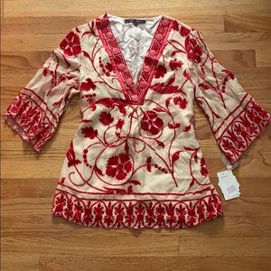 New! Blouse w/ pretty velvet and bead details